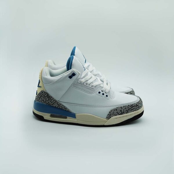 Air Jordan 3 Retro "UNC" 2020 - Image 2