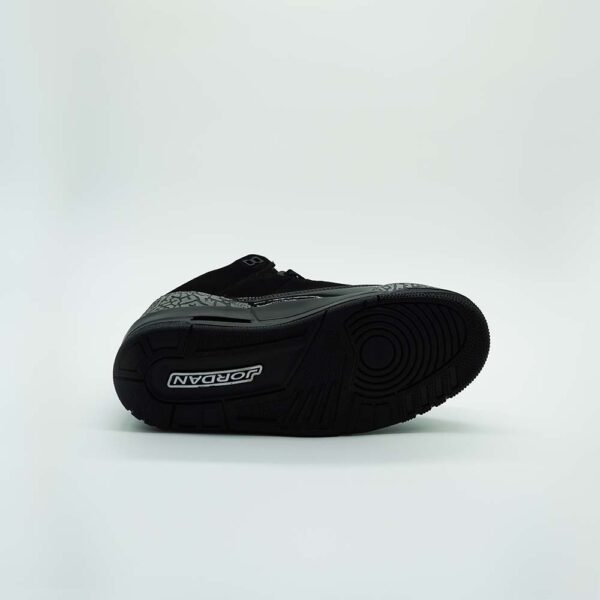 Air Jordan 3 Retro Black Cat - Image 4
